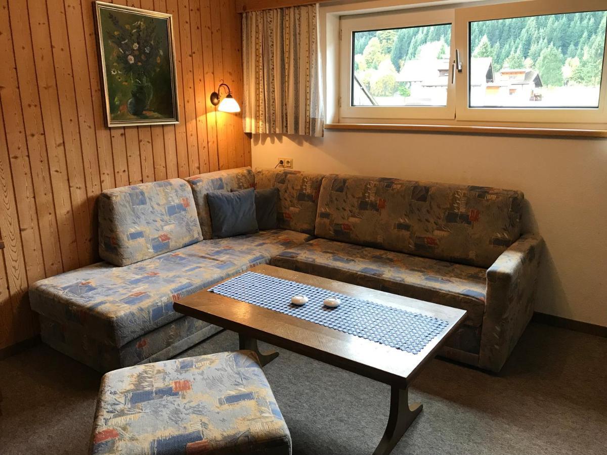 Pony-Ziegen-Hasen-Ranch Bichlbach Apartment Bagian luar foto